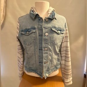 Wallflower denim crop jacket with fabric hood and arms. XL runs small.